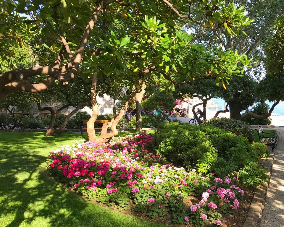 Apartments Getruda คิร์ก ภายนอก รูปภาพ